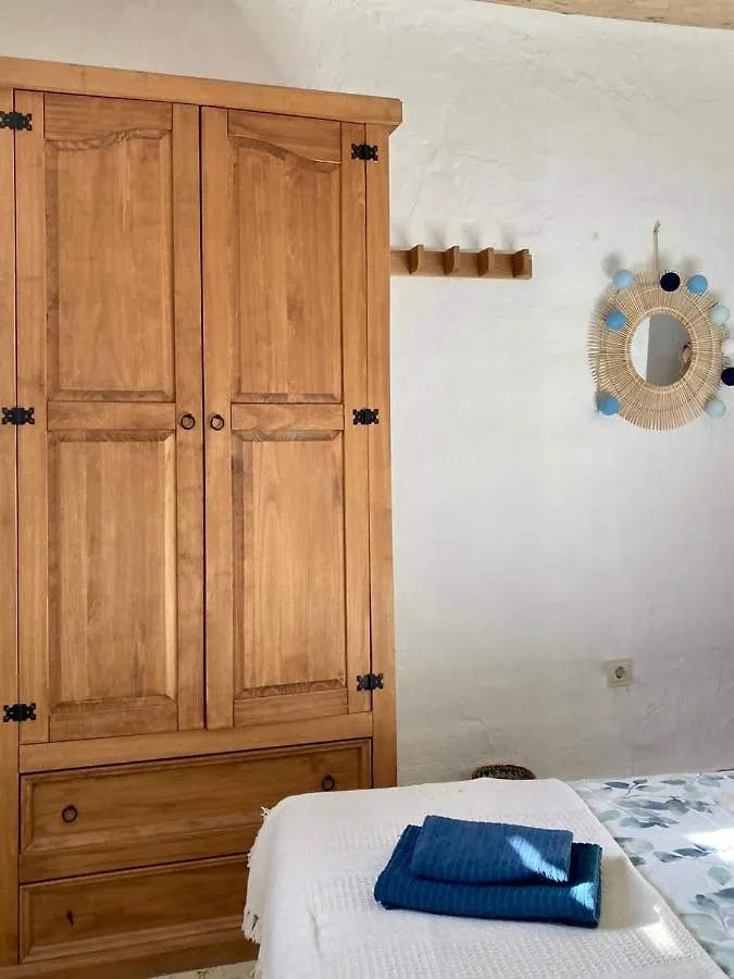 Holiday home Casa Amigos Sorvilan - La Almendra