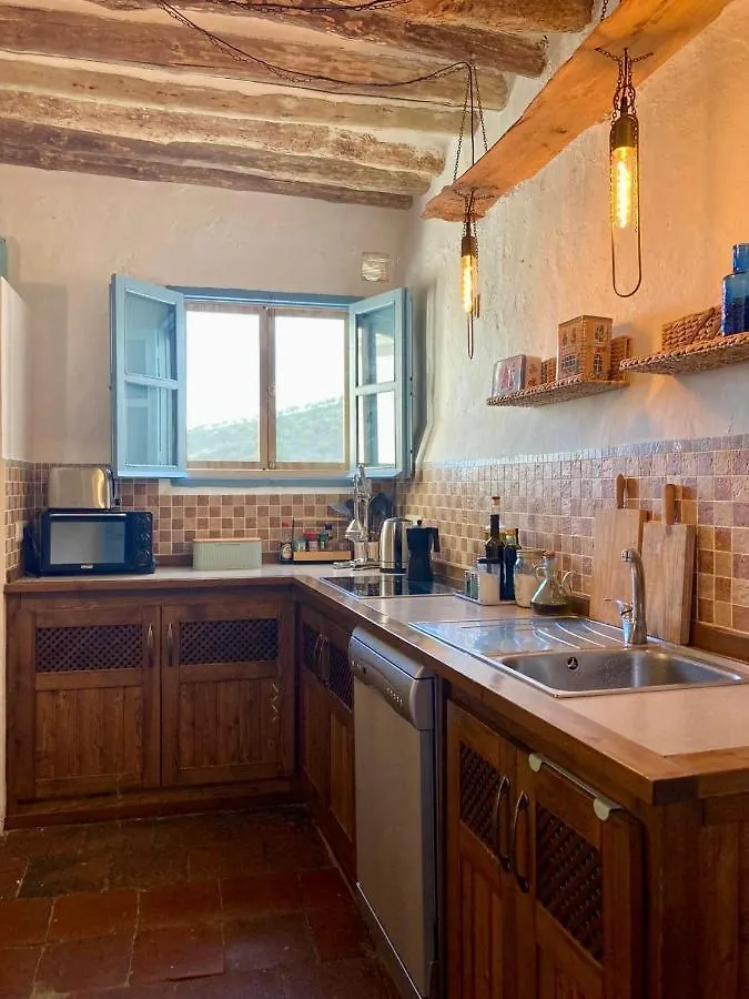 Casa Amigos Sorvilan - La Almendra Spain
