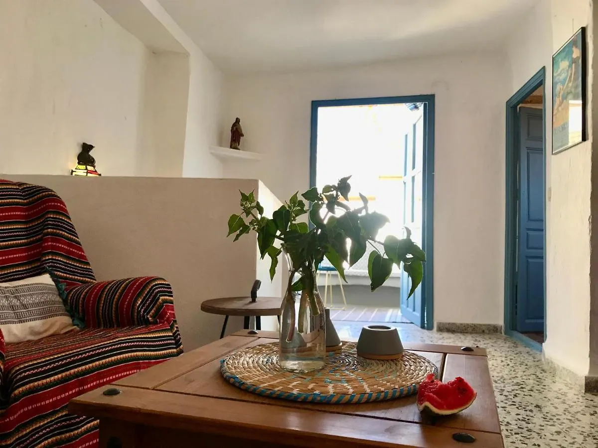 Casa Amigos Sorvilan - La Almendra Spain